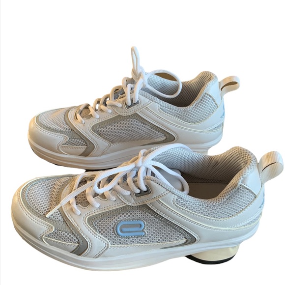 Tenevis white walking shoes La Jolla size 10 - Picture 3 of 8